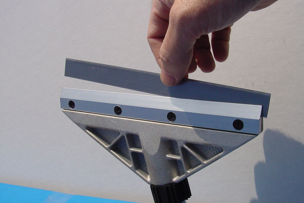 Telescoping Handle & Big 8" Scraper Blade