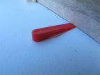1-1/4"x1/4" Spear Wedge Red 500pcs/jar